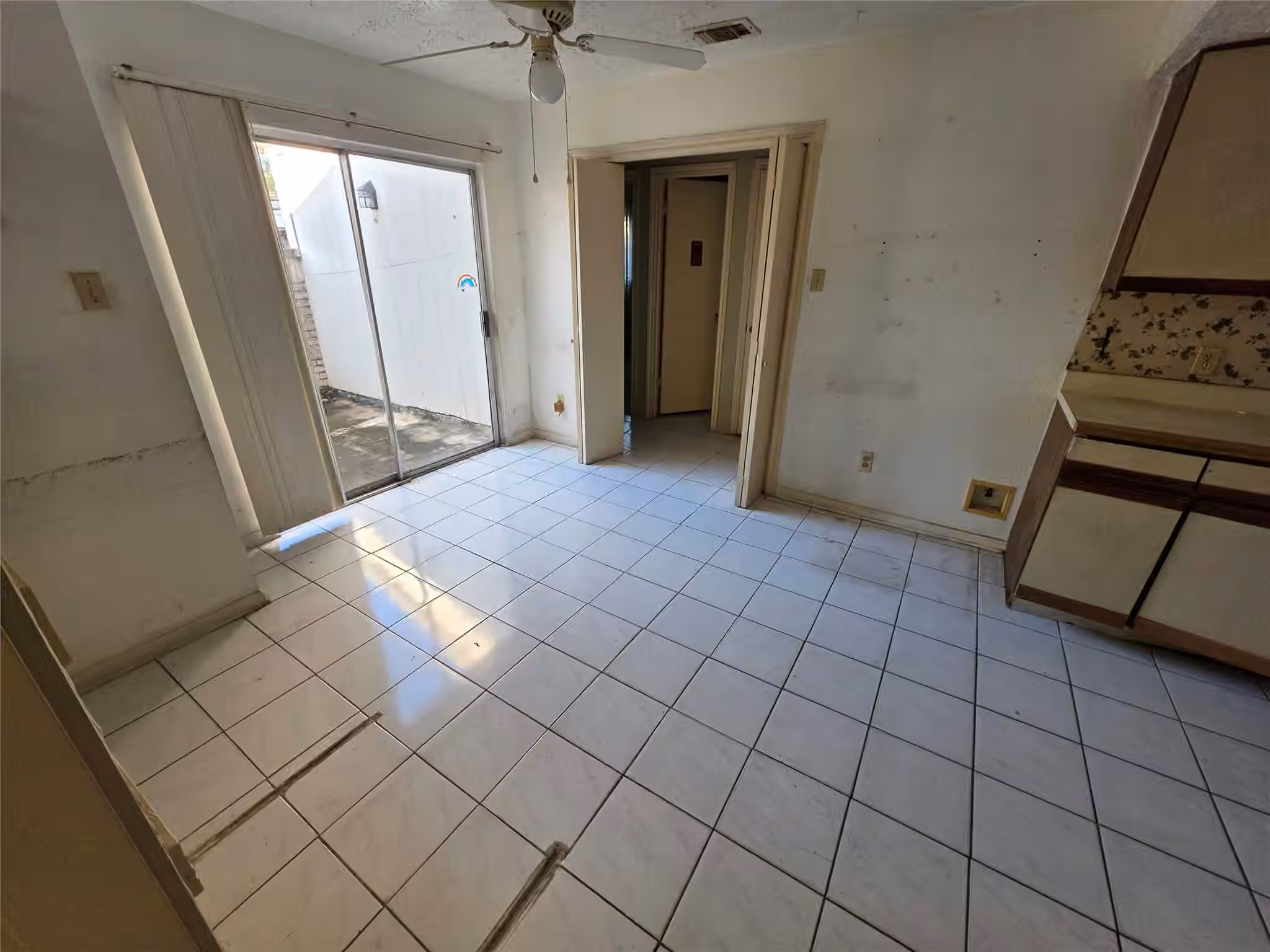 Photo 5 of 12738 S Dairy Ashford Road, Houston, TX
