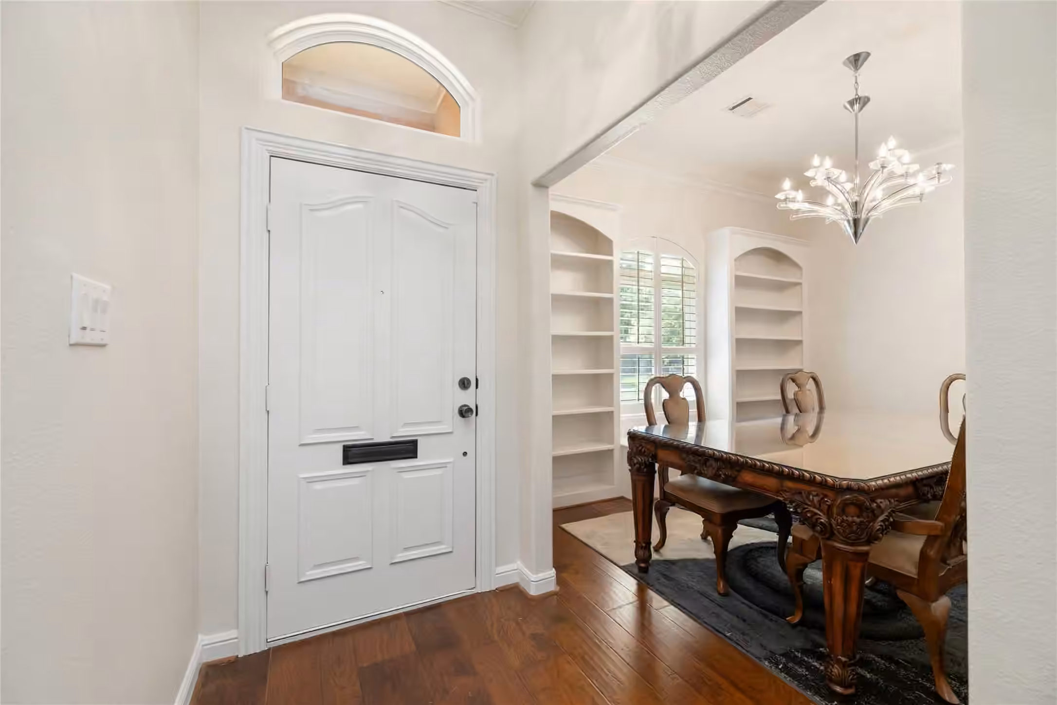 Photo 5 of 9406 Bevlyn Drive, Houston, TX