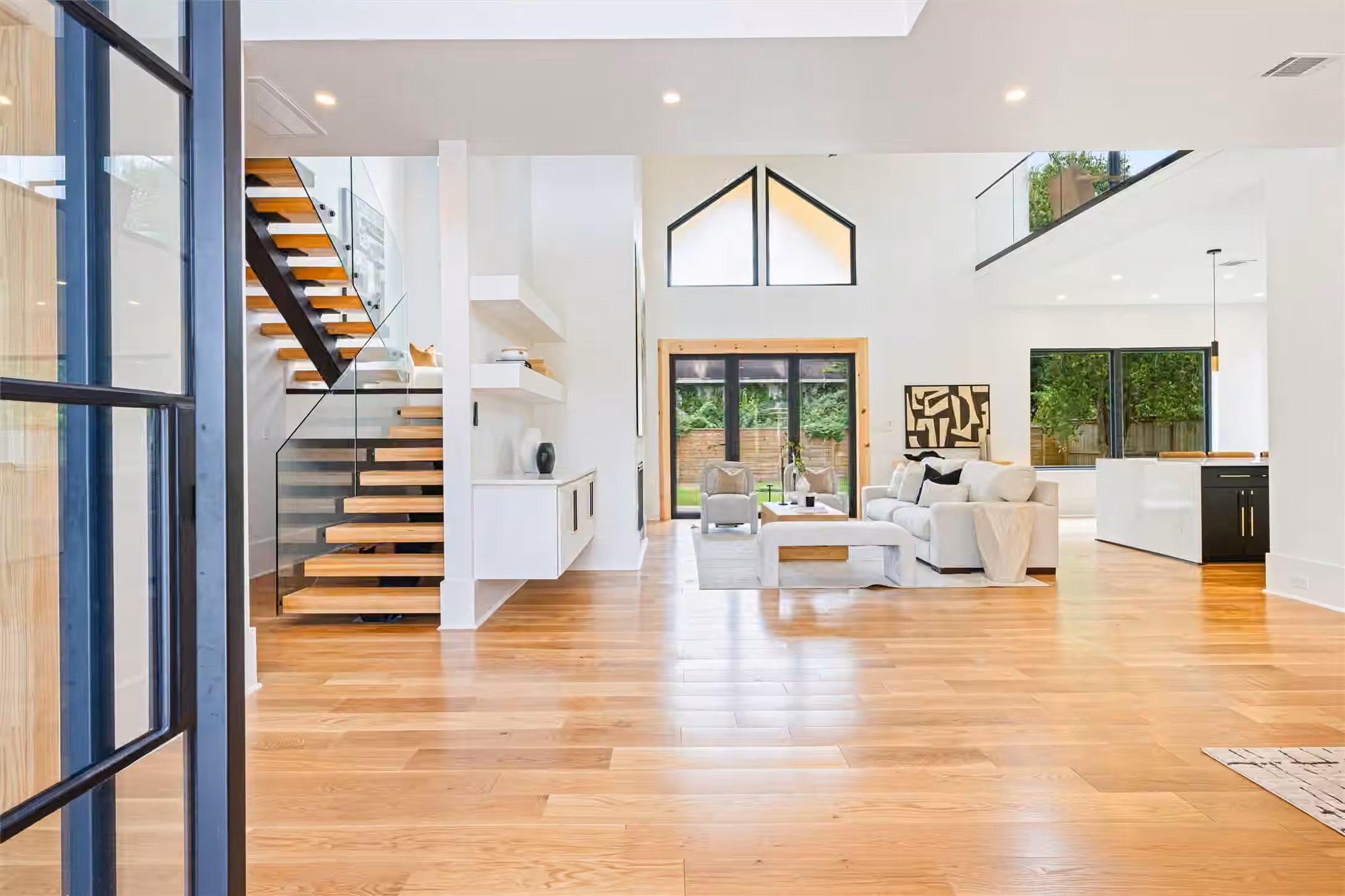 Photo 2 of 1730 Parana Drive, Houston, TX