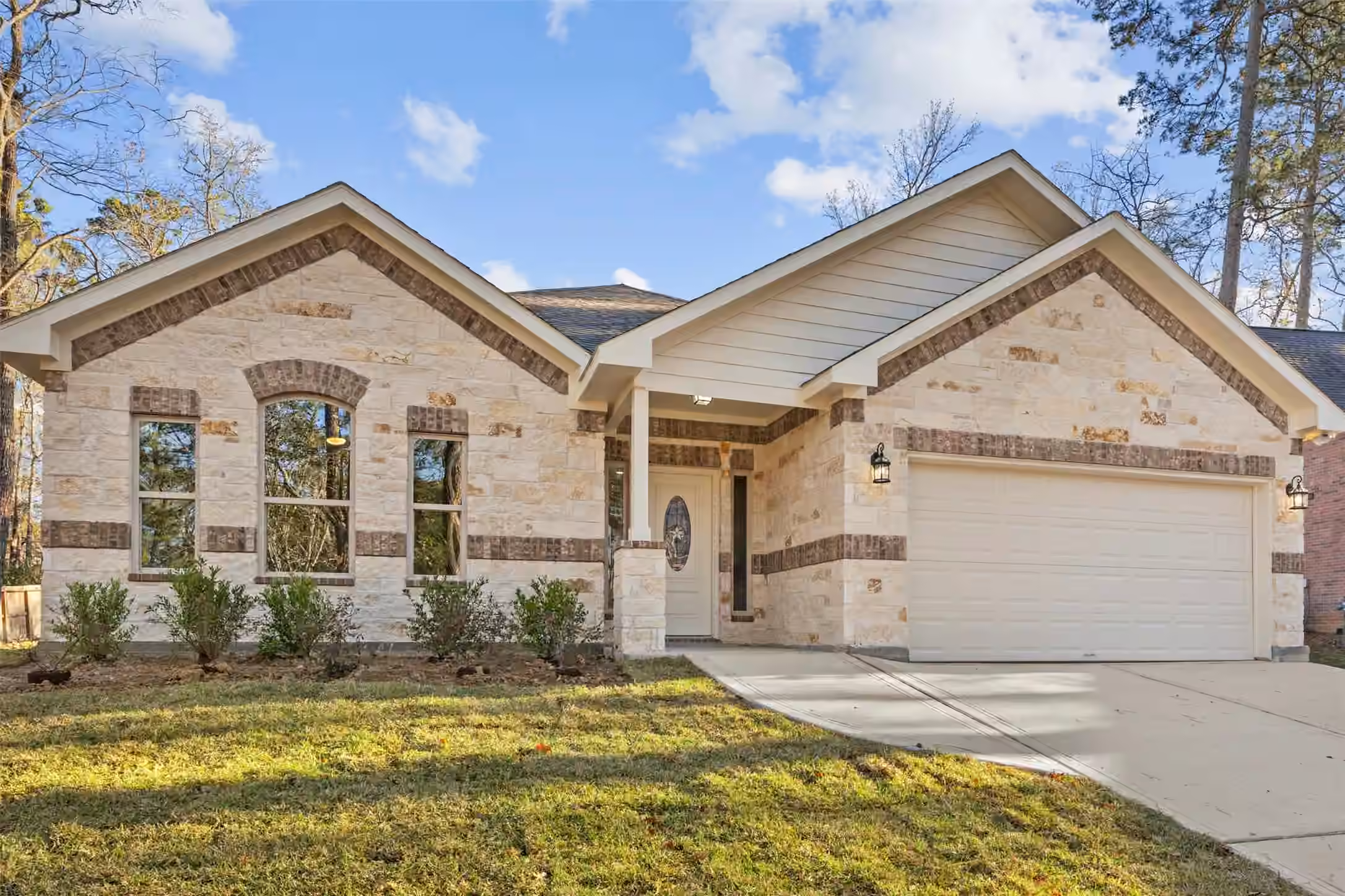 Photo 5 of 512 Sandy Oaks Drive, Huntsville, TX