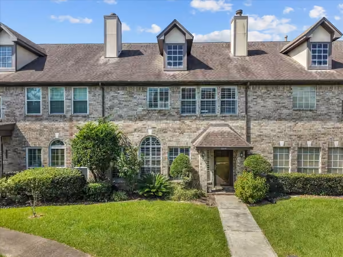 Photo 3 of 2242 Gemini Street, Houston, TX