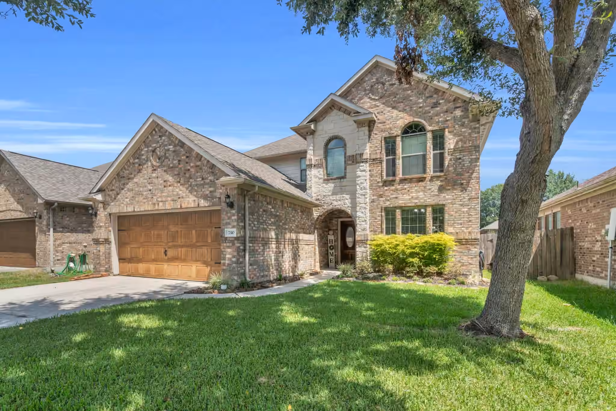 Photo 2 of 7310 Durango Creek Drive, Magnolia, TX