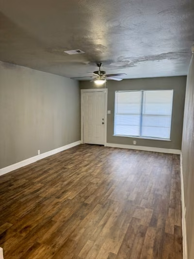 Photo 2 of 6111 Doulton Drive, Houston, TX 77033