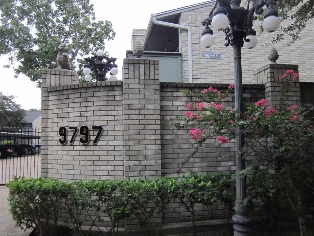 Photo of 9797 Leawood Boulevard 1411, Houston, TX