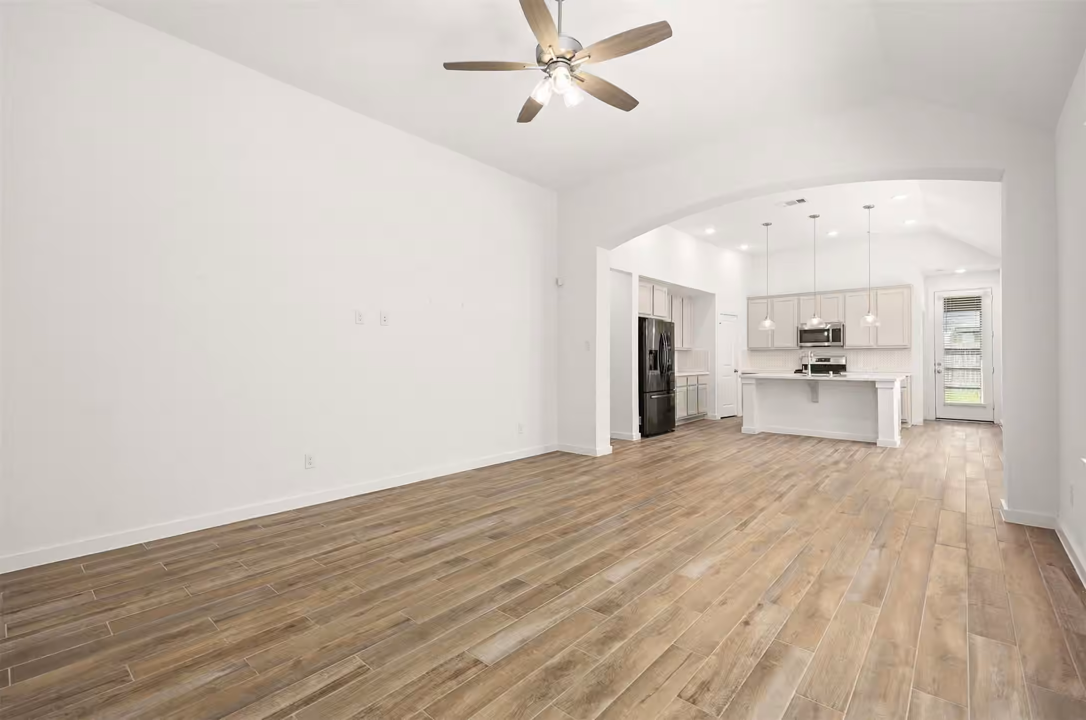 Photo 7 of 13020 Cobalt Cove Court, Texas City, TX