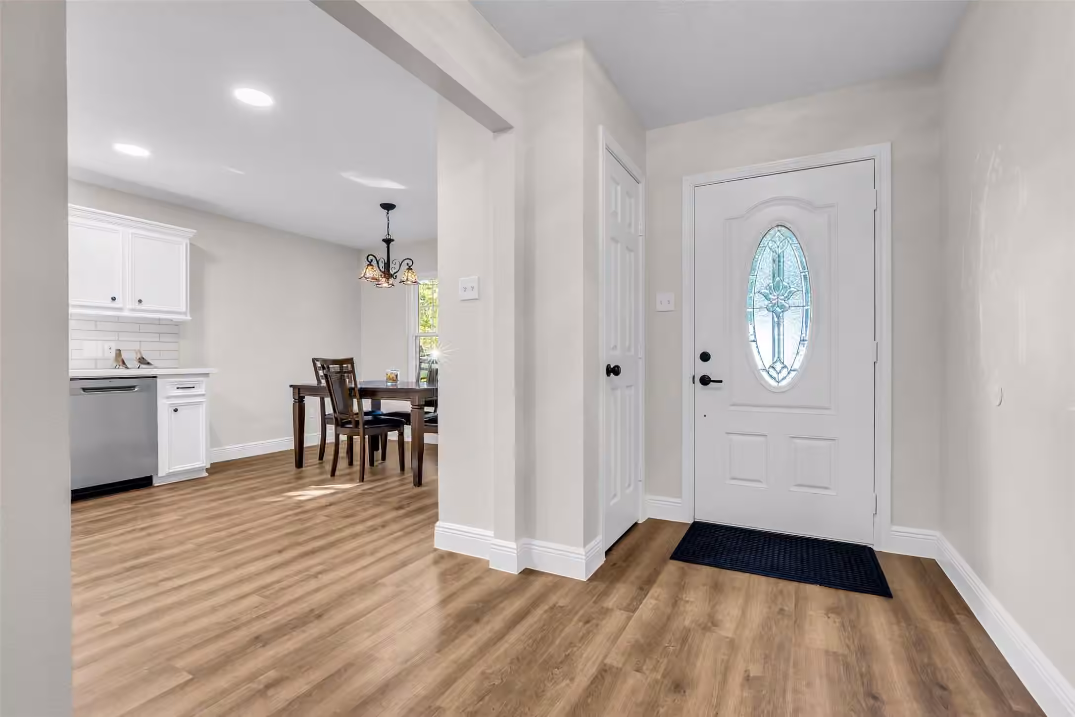 Photo 6 of 5945 Sinclair Drive, Montgomery, TX