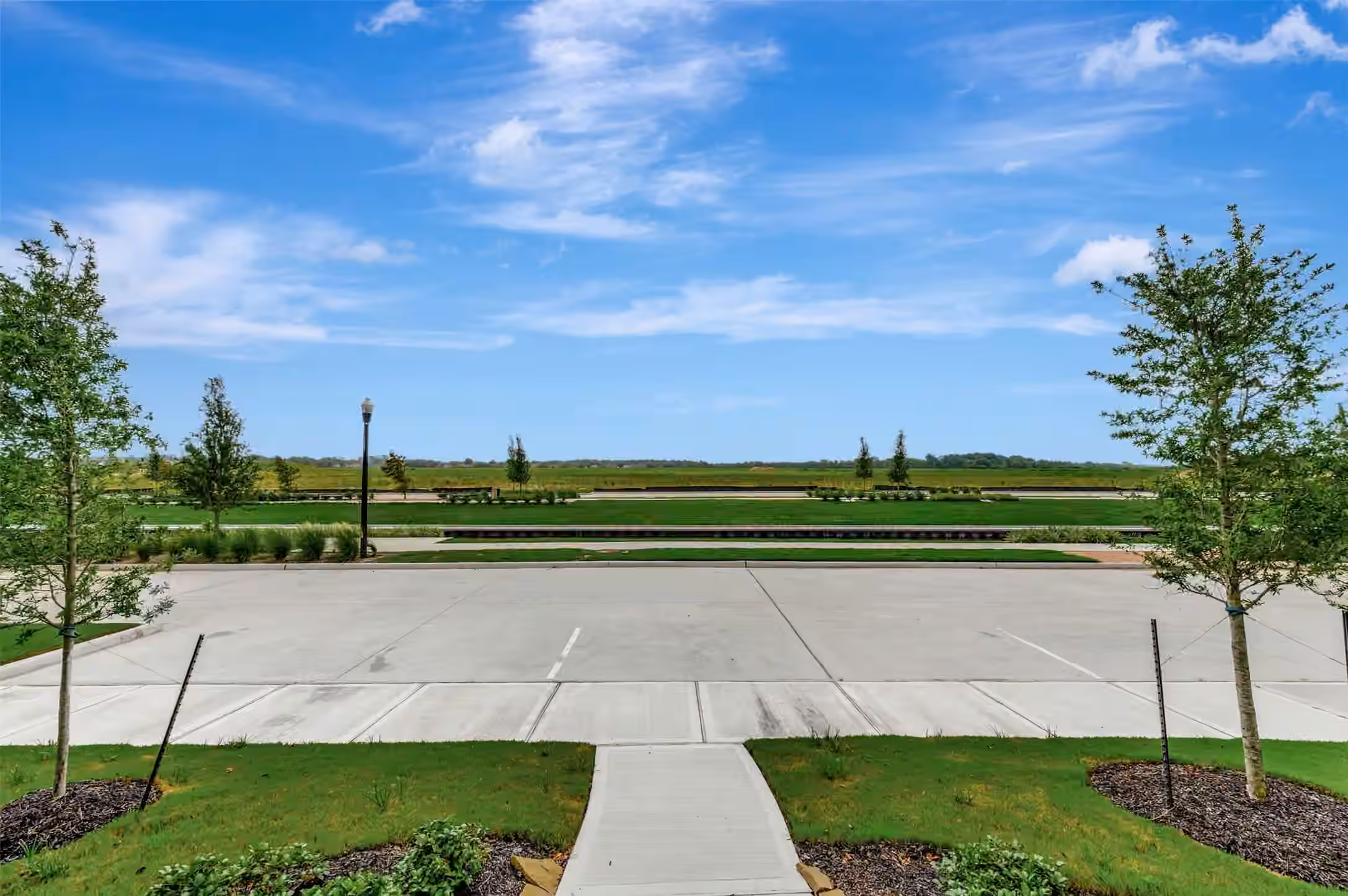 Photo 4 of 12127 Canal View Boulevard, Mont Belvieu, TX