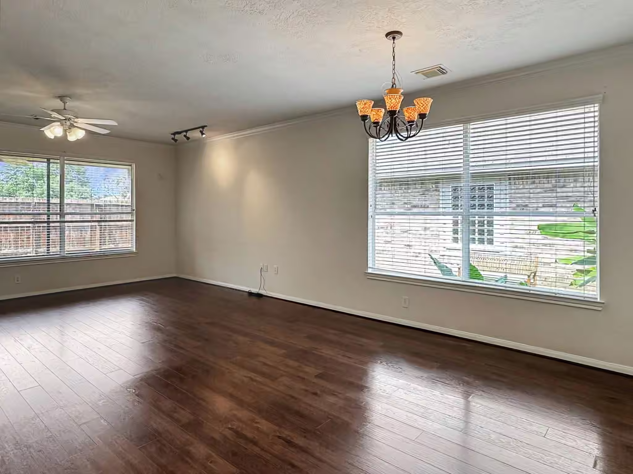 Photo 7 of 2312 Messina Drive, Pearland, TX