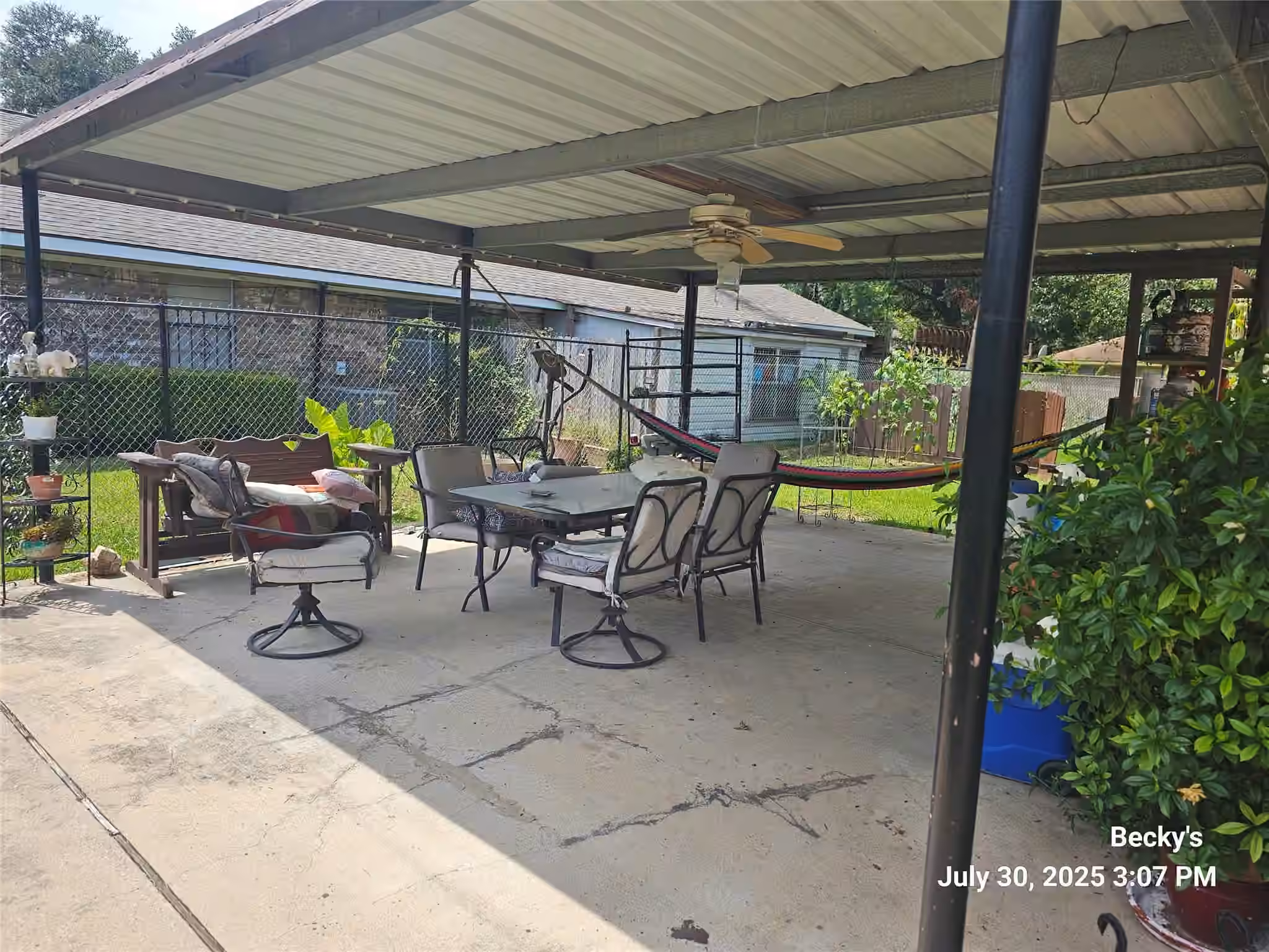 Photo 5 of 1716 Maiden Lane, Richmond, TX