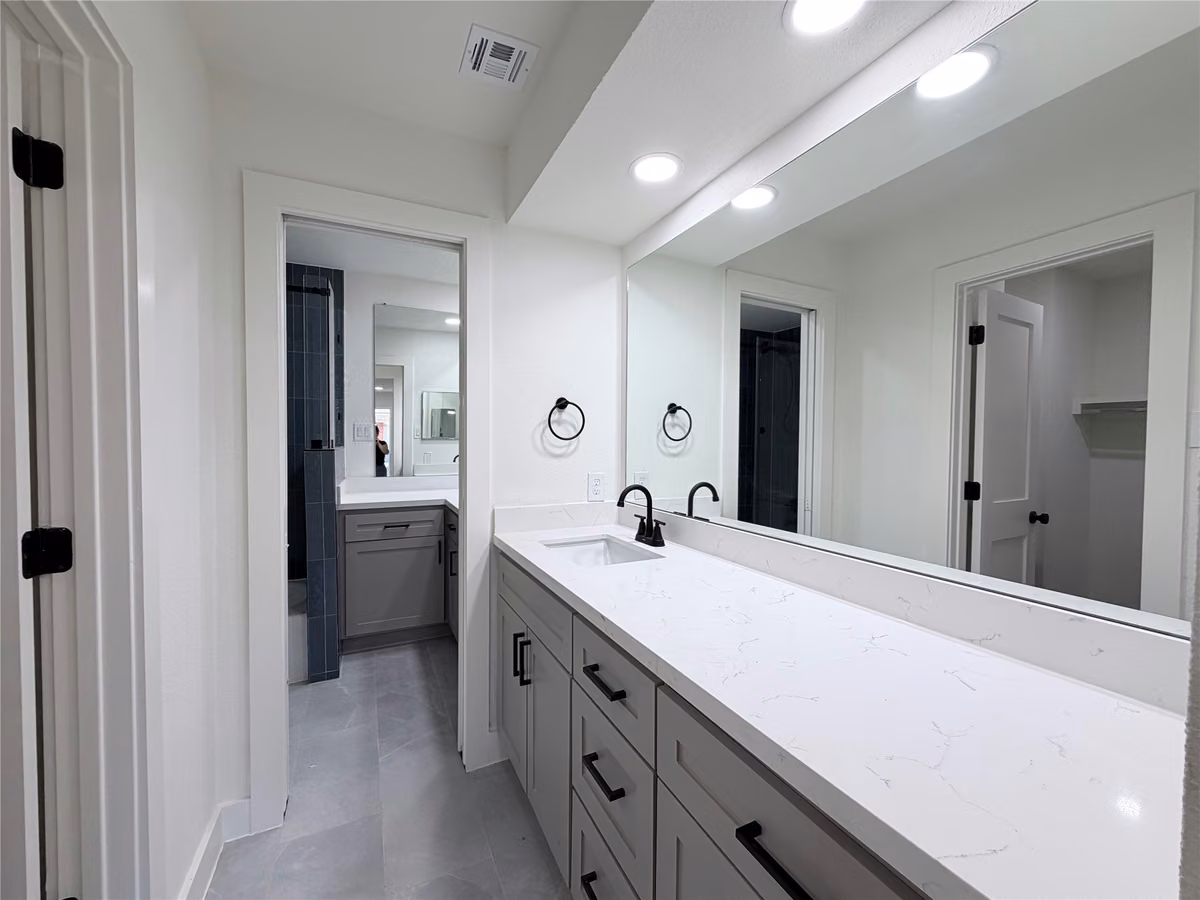 Primary bath