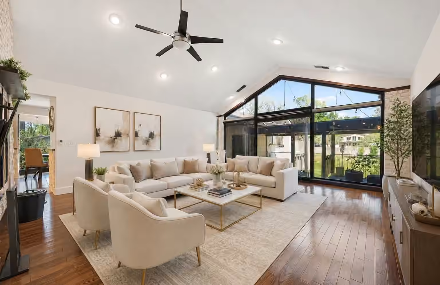 Photo 2 of 16914 Creeksouth Road, Houston, TX