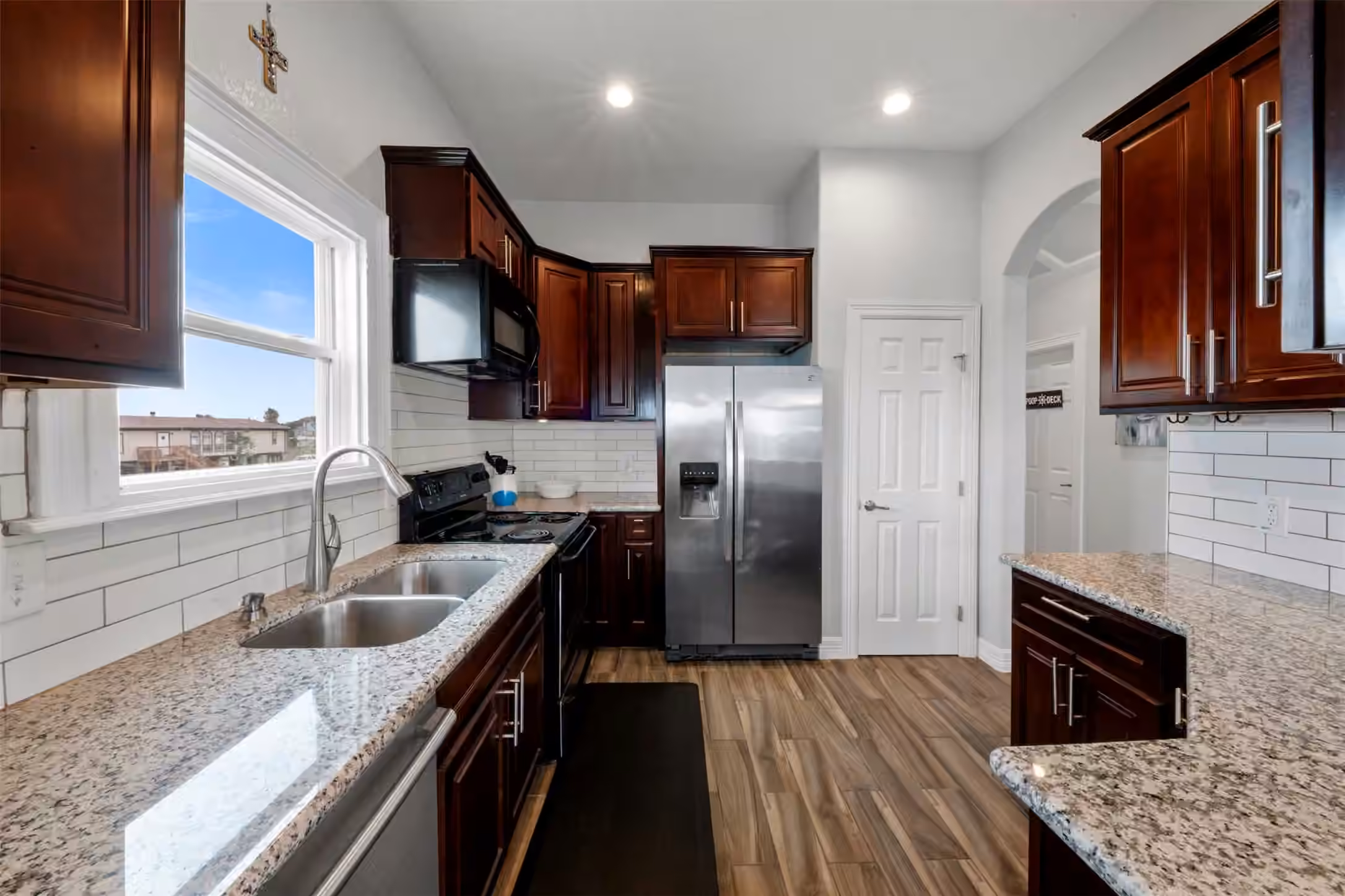 Photo 4 of 1026 20th Street, Dickinson, TX