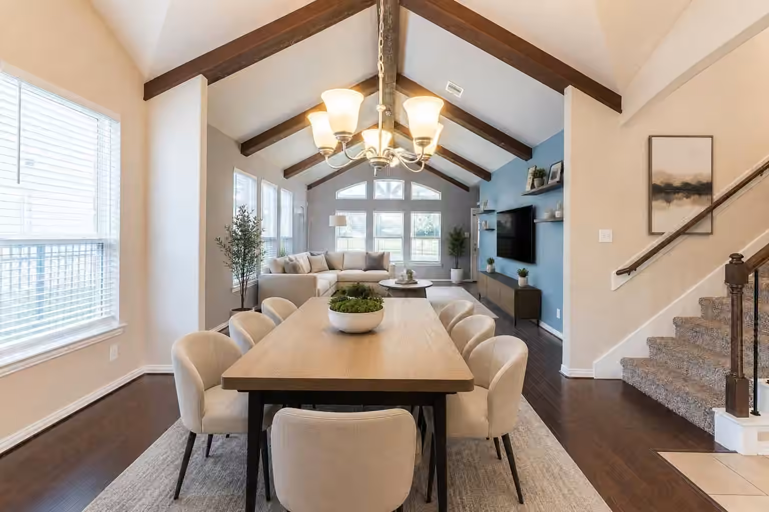 Photo 4 of 2506 Bay Hill Drive, Baytown, TX