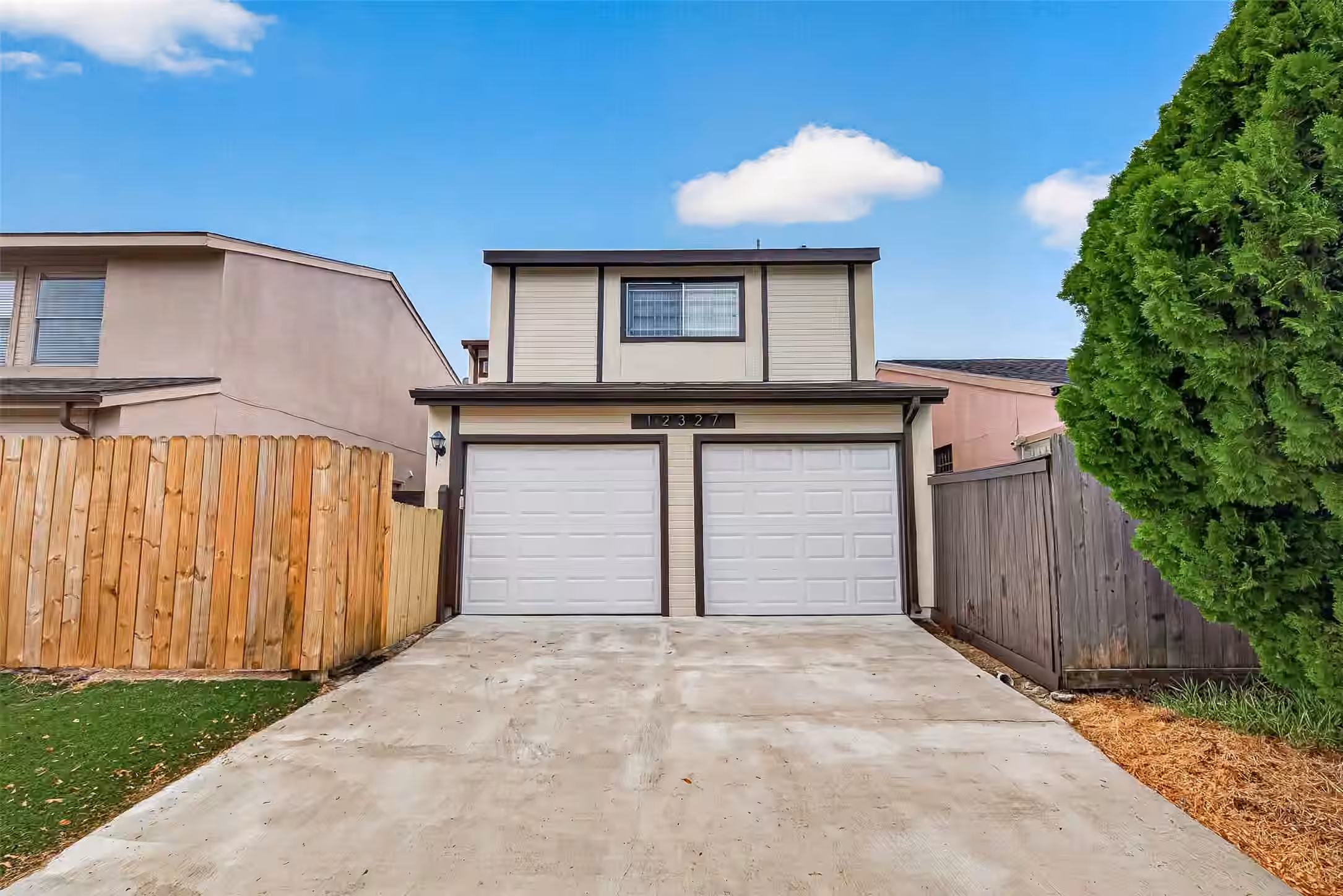 Photo of 12327 Crest Lake Drive, Houston, TX 77072