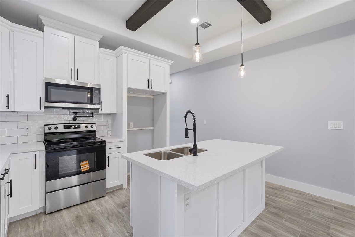 Photo 8 of 18434 Fannin Road, Willis, TX 77378