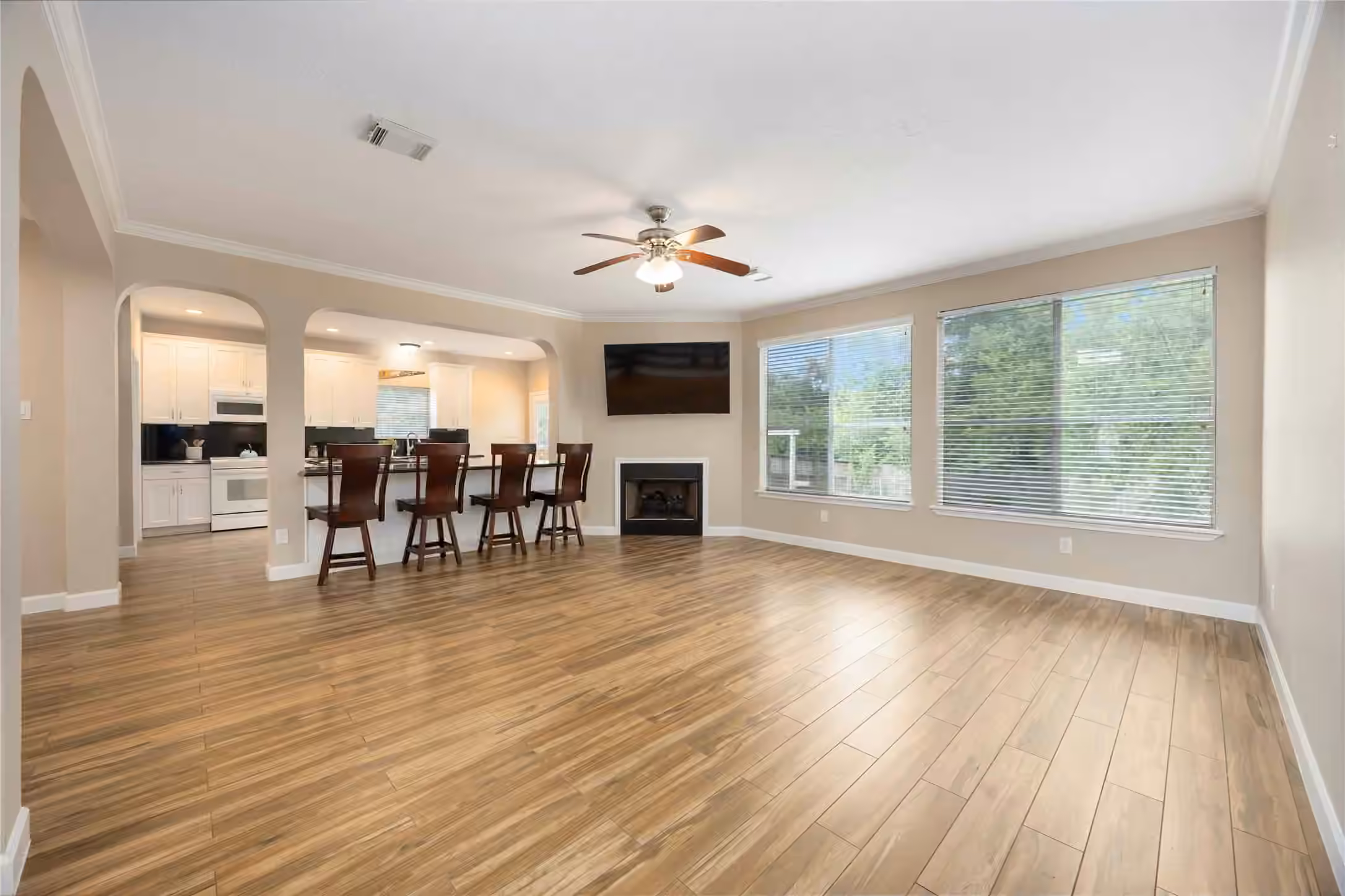 Photo 7 of 5498 Appleblossom Lane, Friendswood, TX