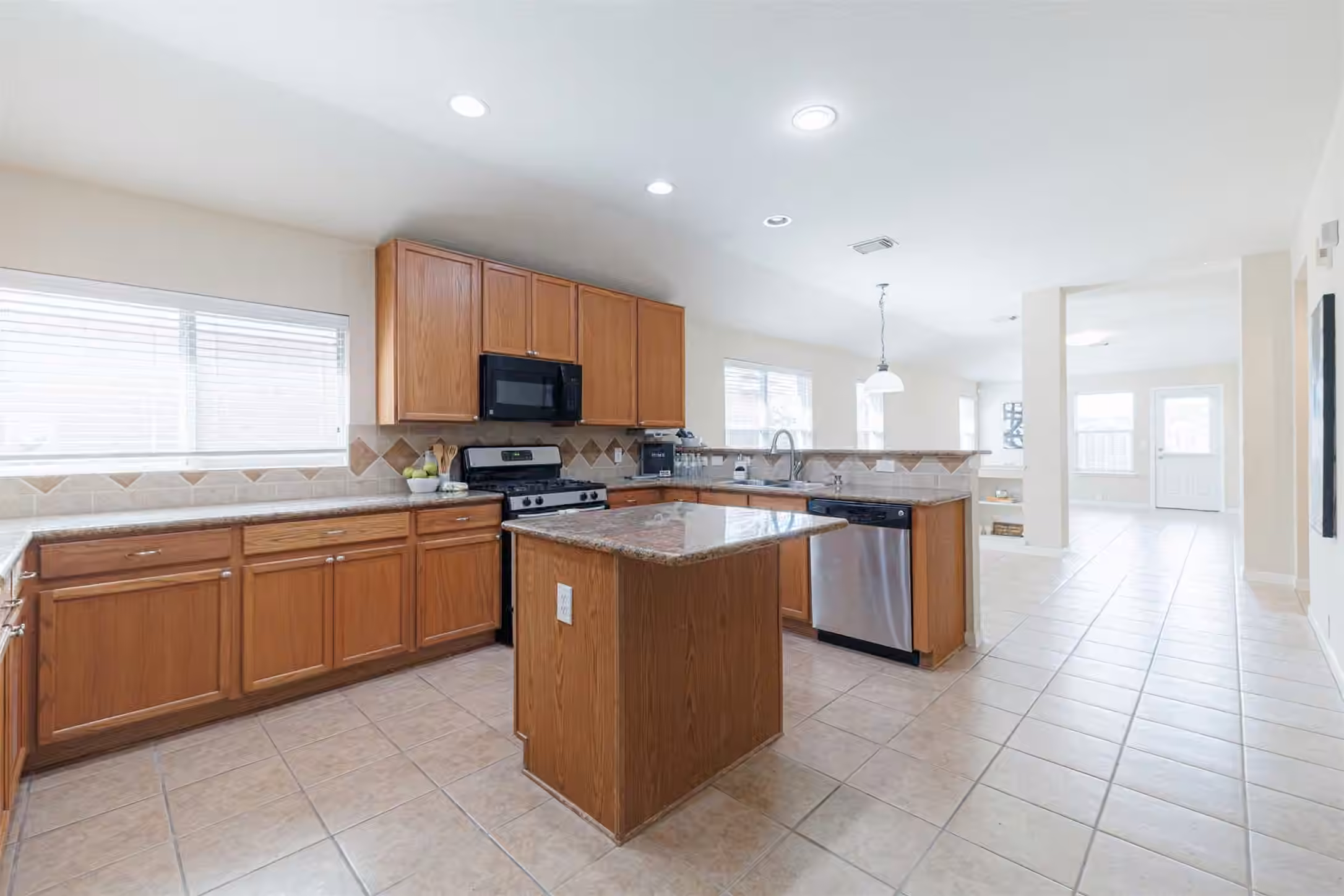 Photo 3 of 16510 Bristle Creek Drive, Houston, TX