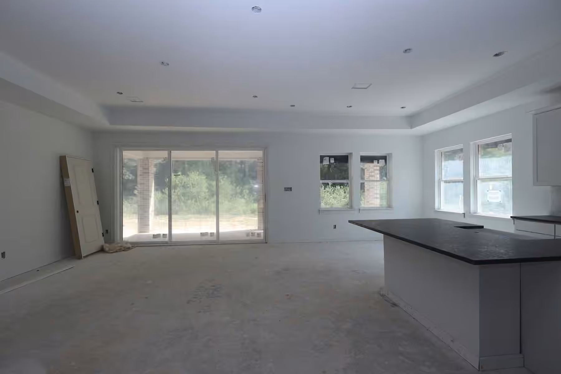 Photo 5 of 13714 Pamela Belle Path, Conroe, TX