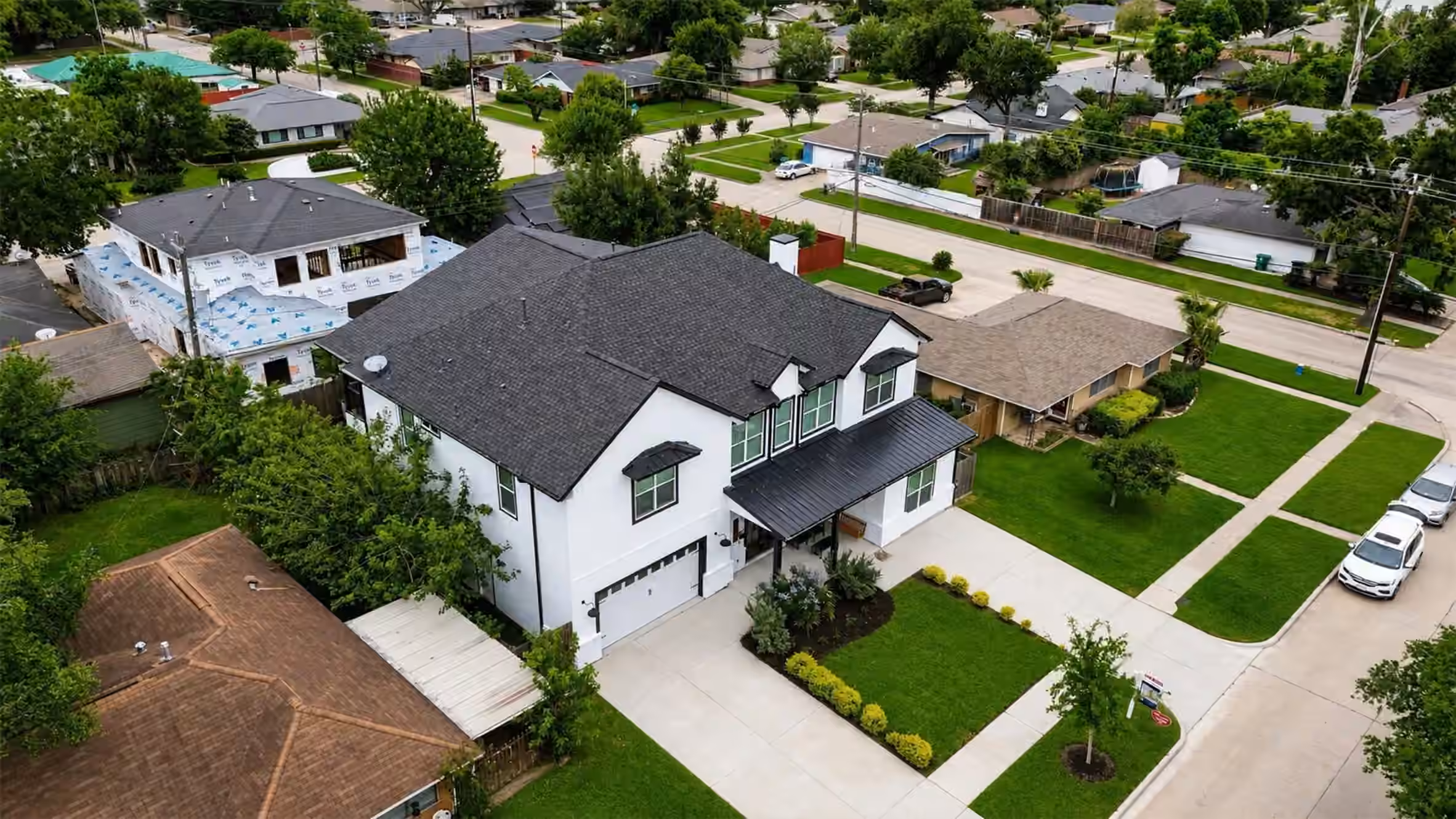Photo 4 of 8006 Longridge Drive, Houston, TX