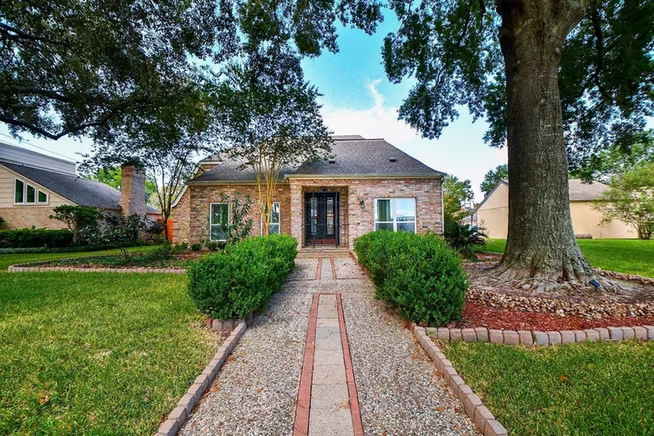 Photo of 814 S Fry Road, Katy, TX 77450