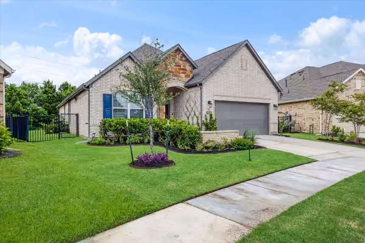 Photo 3 of 10947 Water Hyssop Lane, Cypress, TX