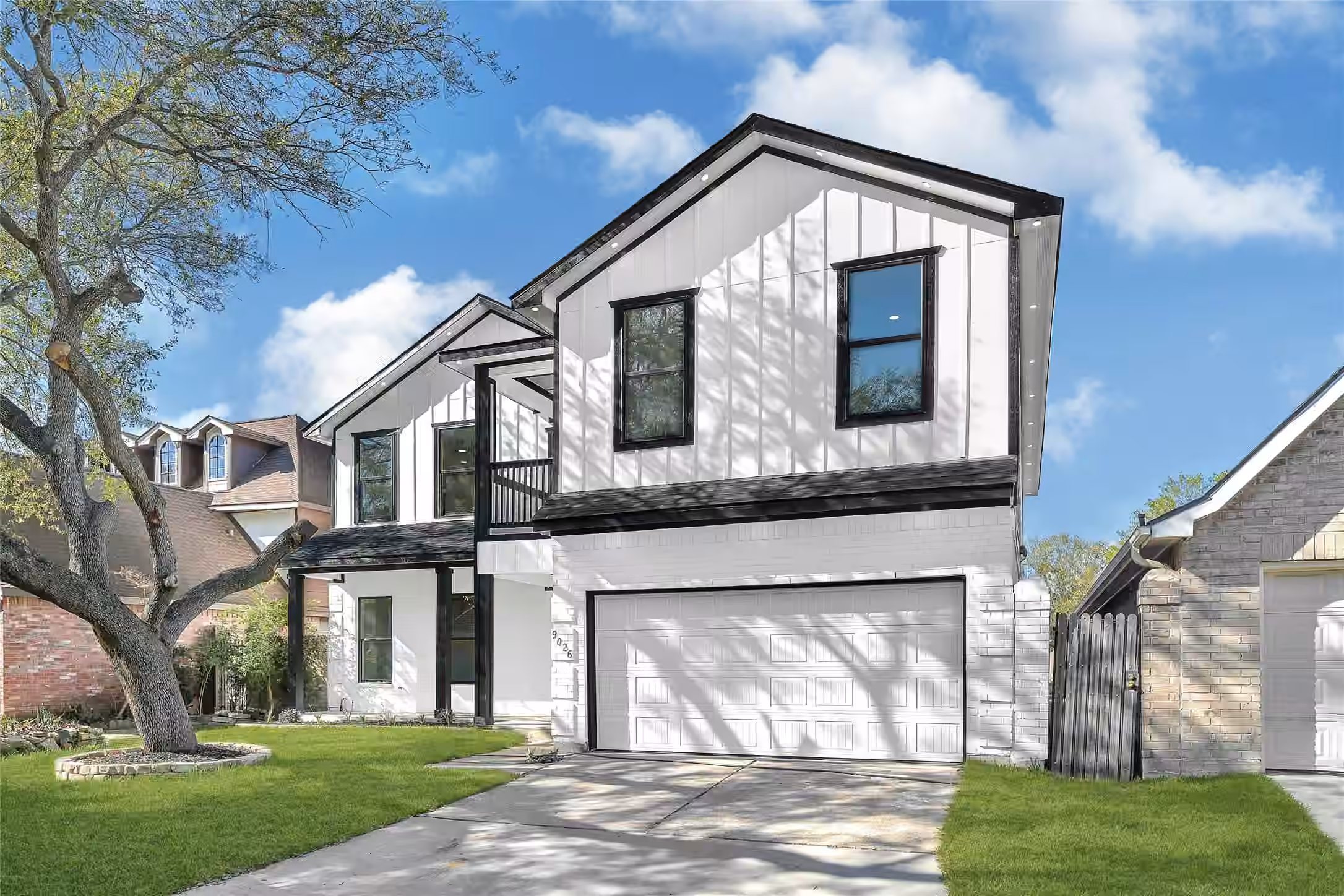 Photo 2 of 9026 Lawncliff Lane, Houston, TX