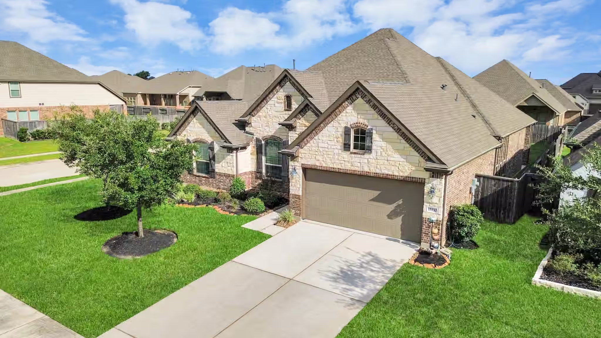 Photo 5 of 15330 Lancaster Falls Drive, Cypress, TX