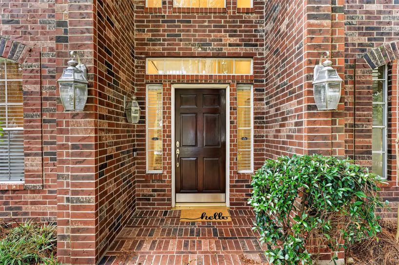 Photo 4 of 111 Pine Manor Drive, Conroe, TX