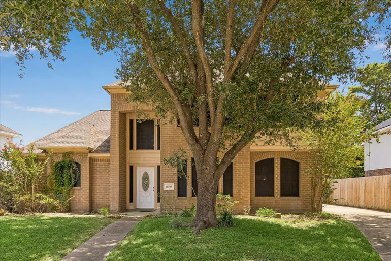 Photo 2 of 10707 Canmere Court, Houston, TX