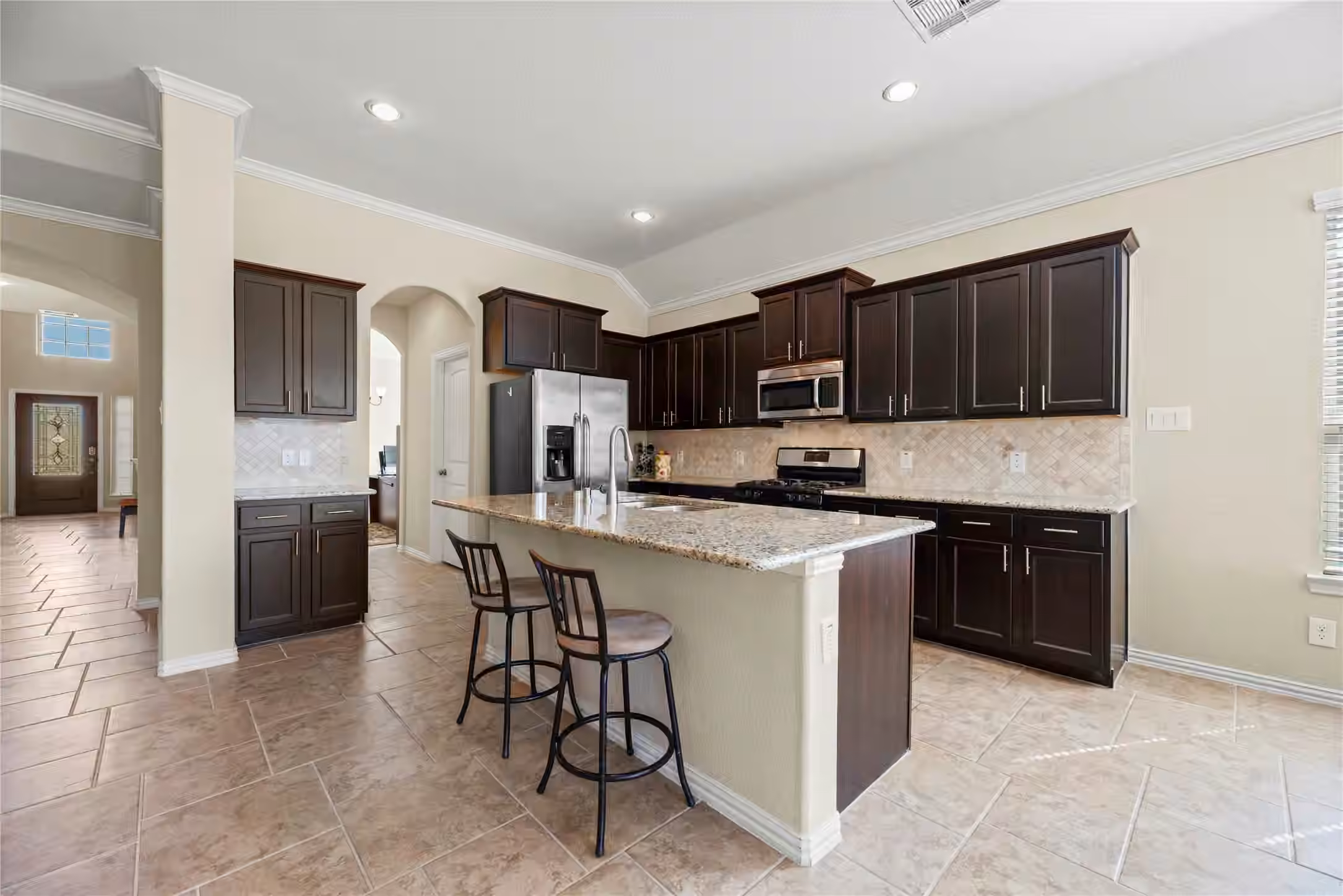 Photo 6 of 16127 Fairway Creek Circle, Crosby, TX