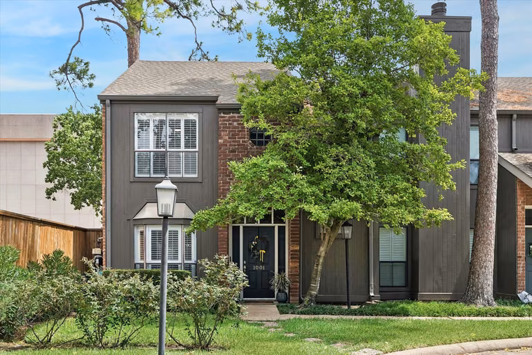 Photo of 701 Bering Drive 1001, Houston, TX 77057