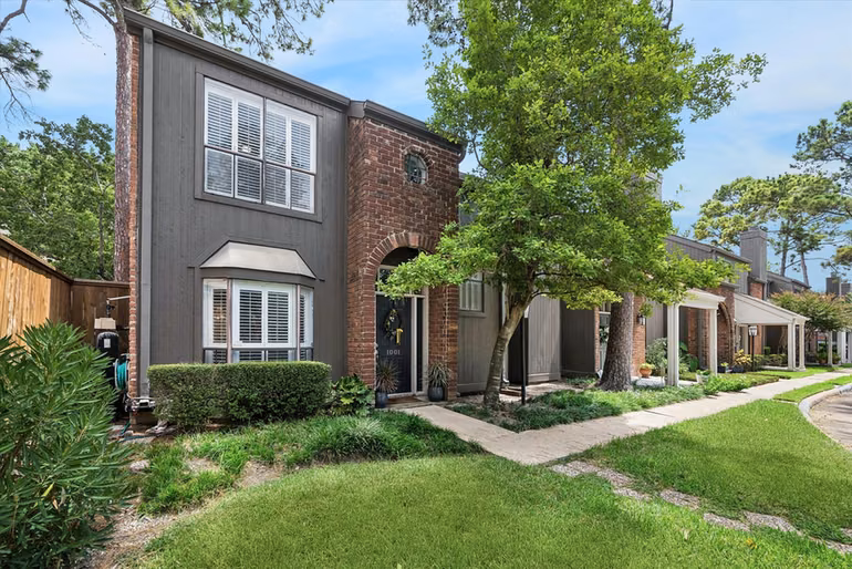 Photo 2 of 701 Bering Drive 1001, Houston, TX