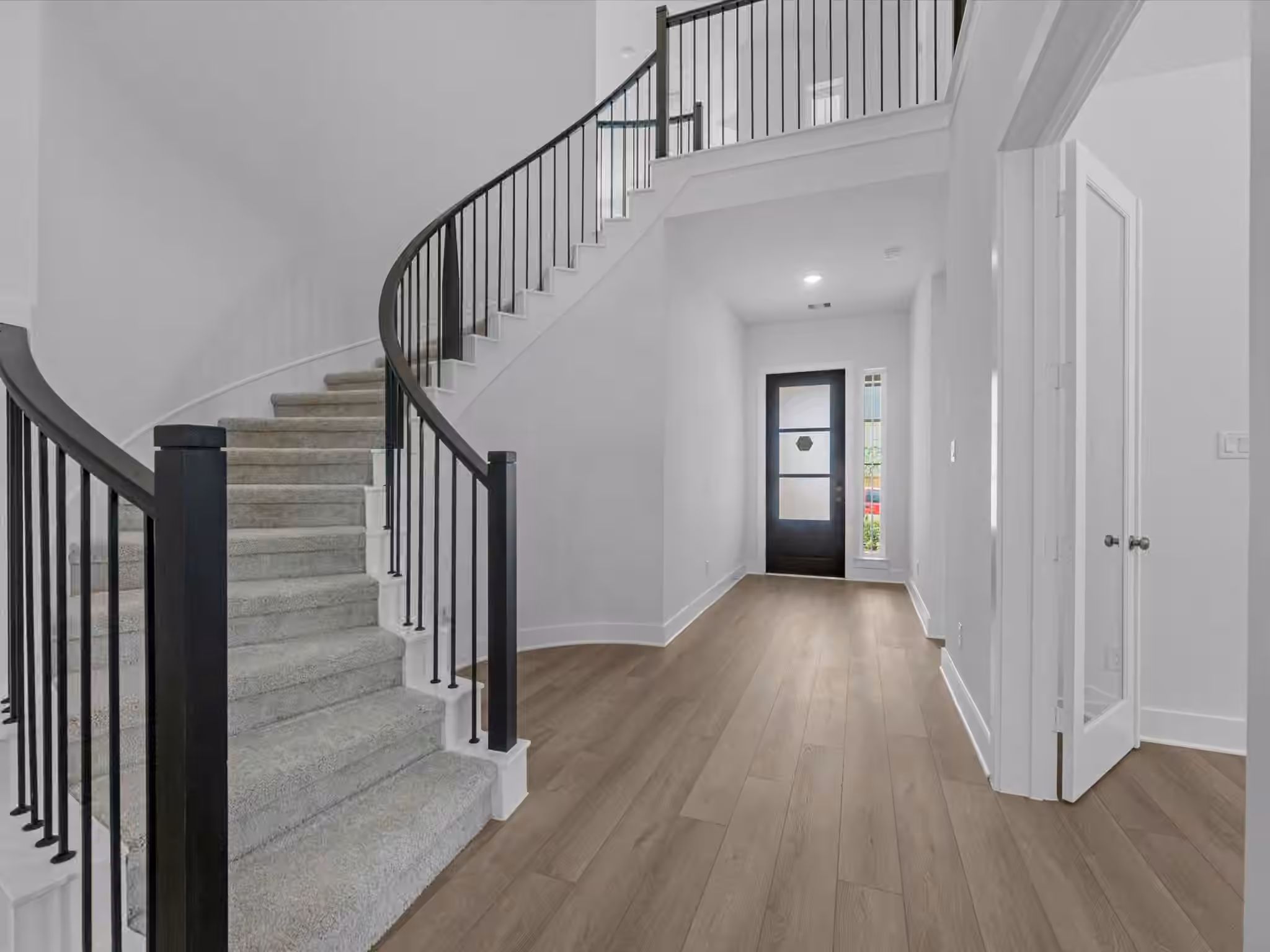 Photo 2 of 17530 Fogwood Creek Way, Tomball, TX