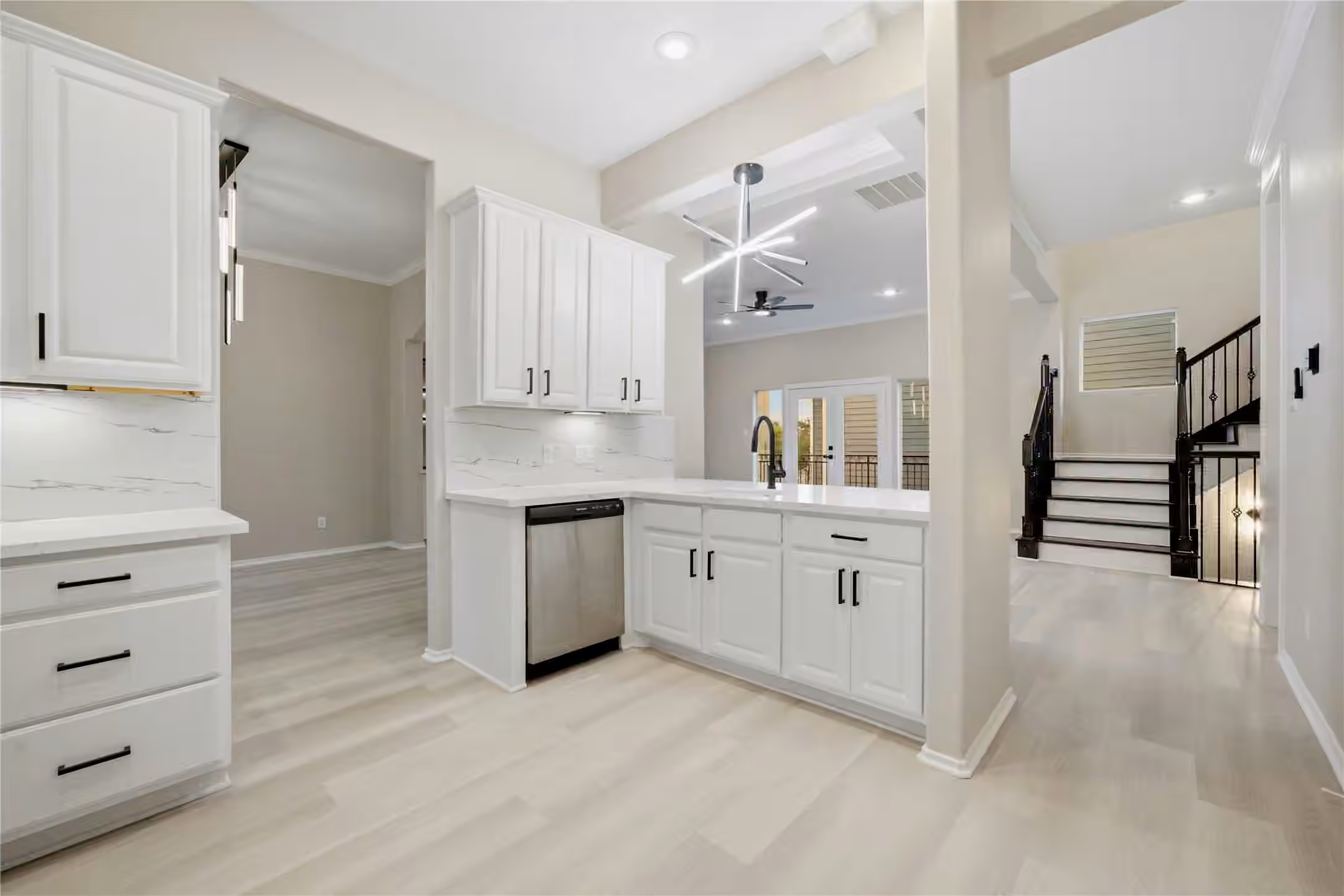 Photo 4 of 1610 Holman Street, Houston, TX