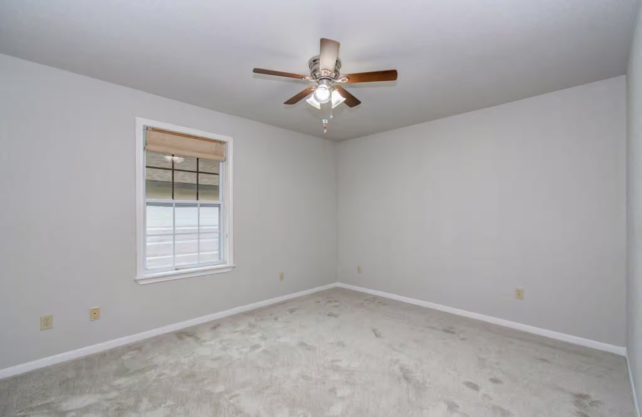 Photo 7 of 10131 Tangiers Rd, Houston, TX