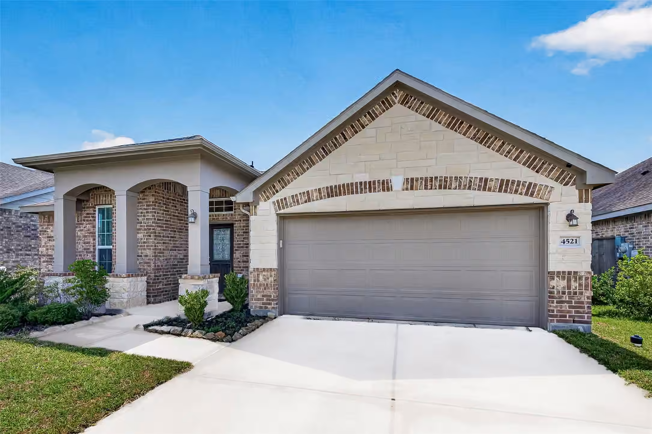 Photo of 4521 Orono Summit Trail, Rosharon, TX