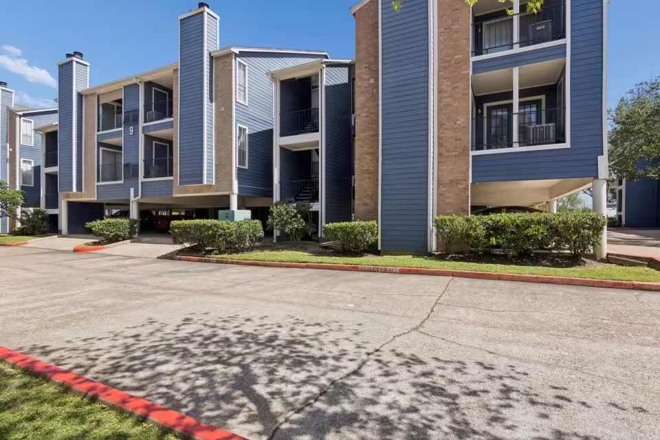 Photo of 18515 Egret Bay Boulevard 906, Webster, TX