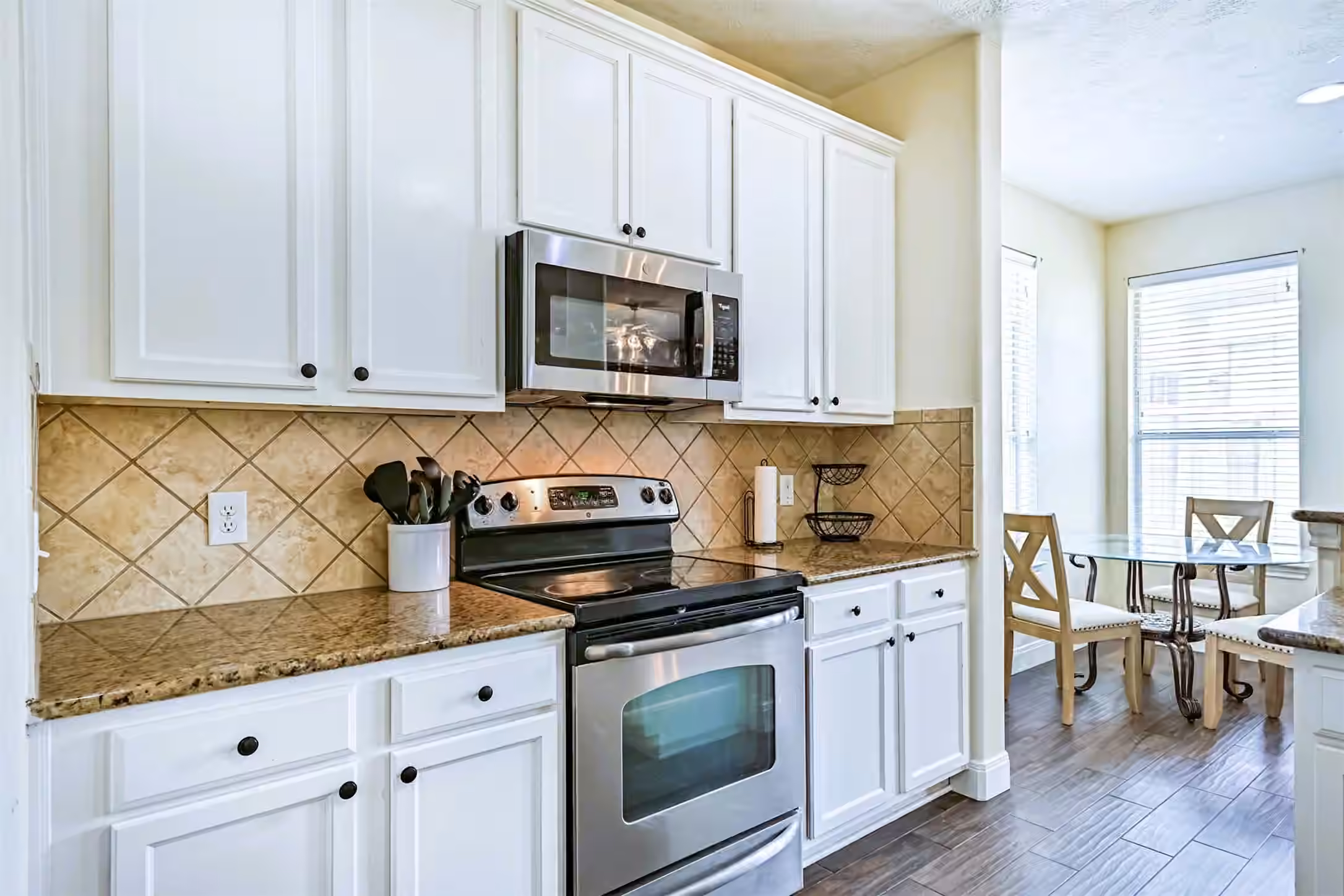 Photo 7 of 13715 Clear Trail Lane, Houston, TX
