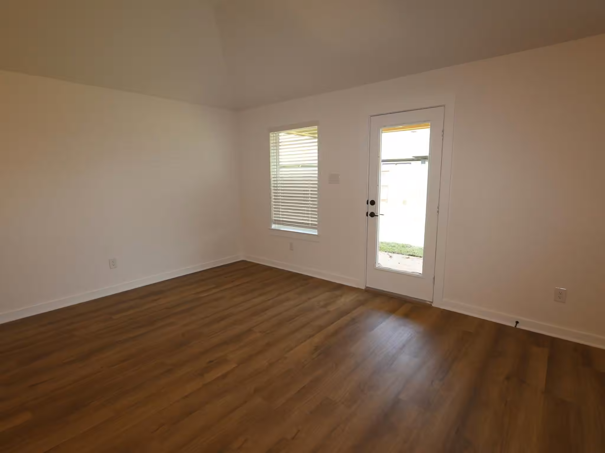 Photo 4 of 5811 Blazing Light Lane, Fulshear, TX