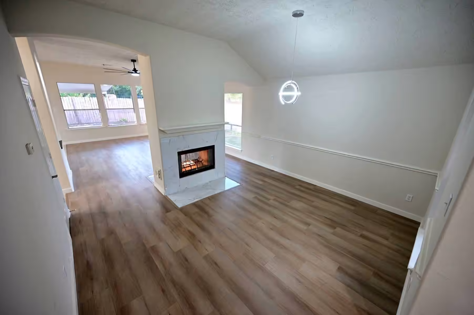 Photo 4 of 4507 Bridgevillage Drive, Spring, TX