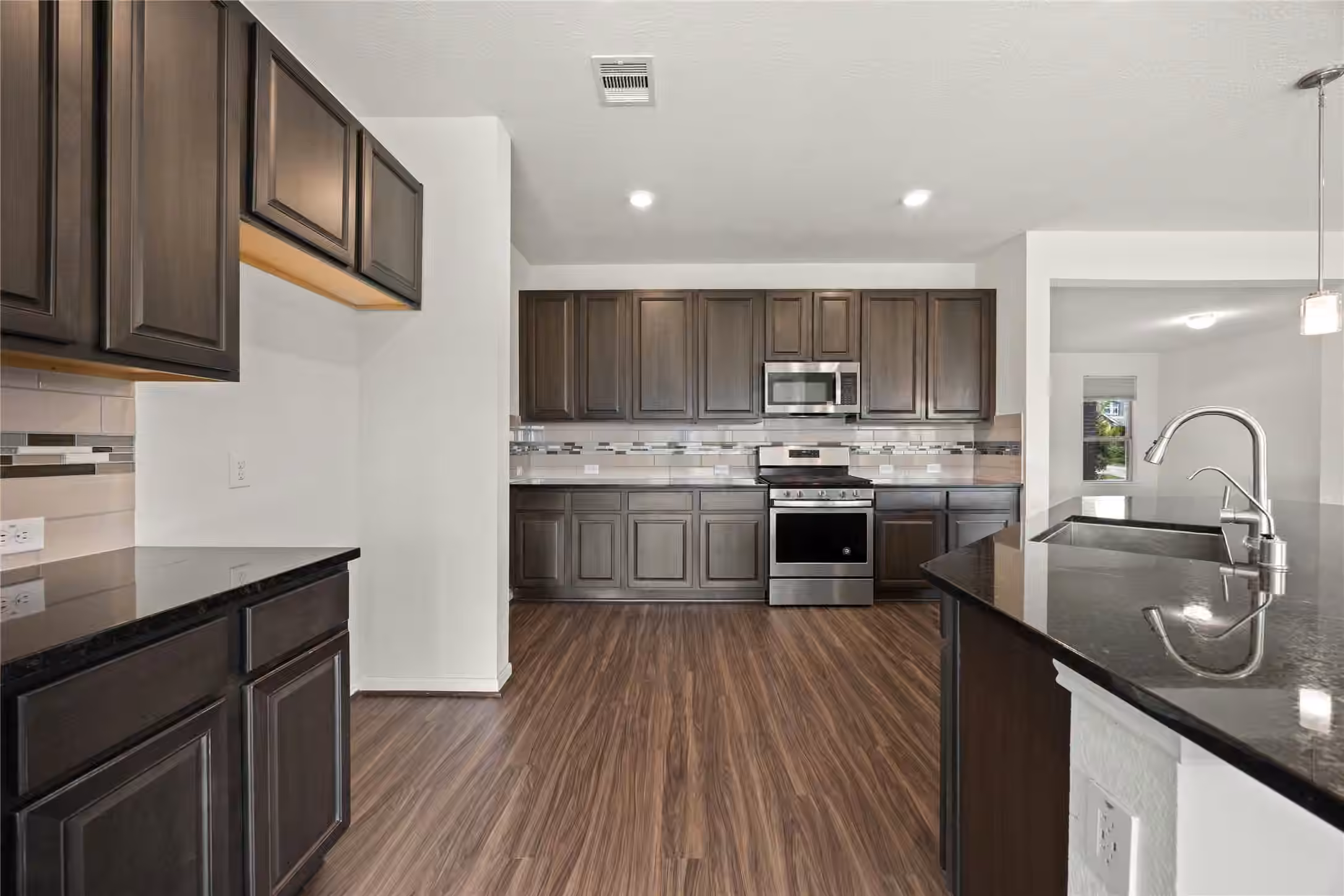 Photo 7 of 1706 Claire Creek Court, Katy, TX