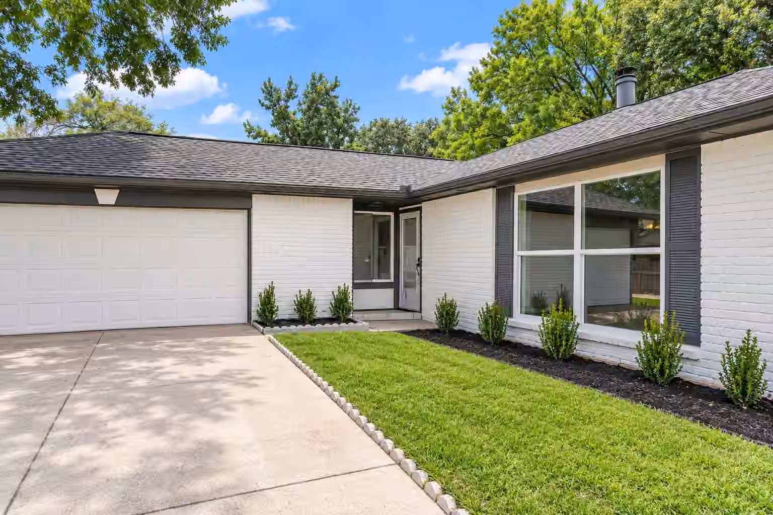 Photo 2 of 19815 Pinefield Court, Humble, TX