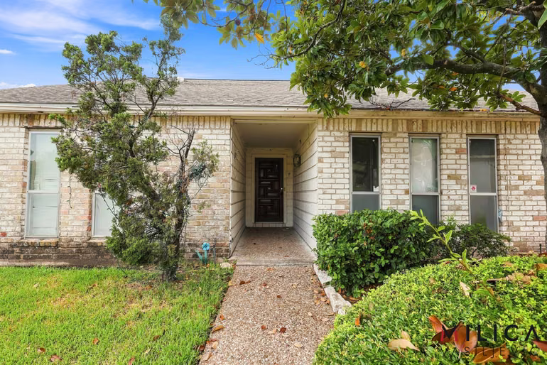 Photo 5 of 14102 Woodnook Drive, Houston, TX