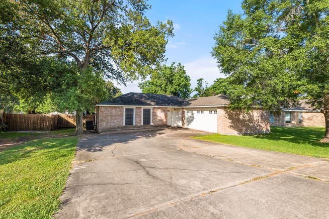 Photo of 12799 Lake Conroe Hills Drive, Willis, TX