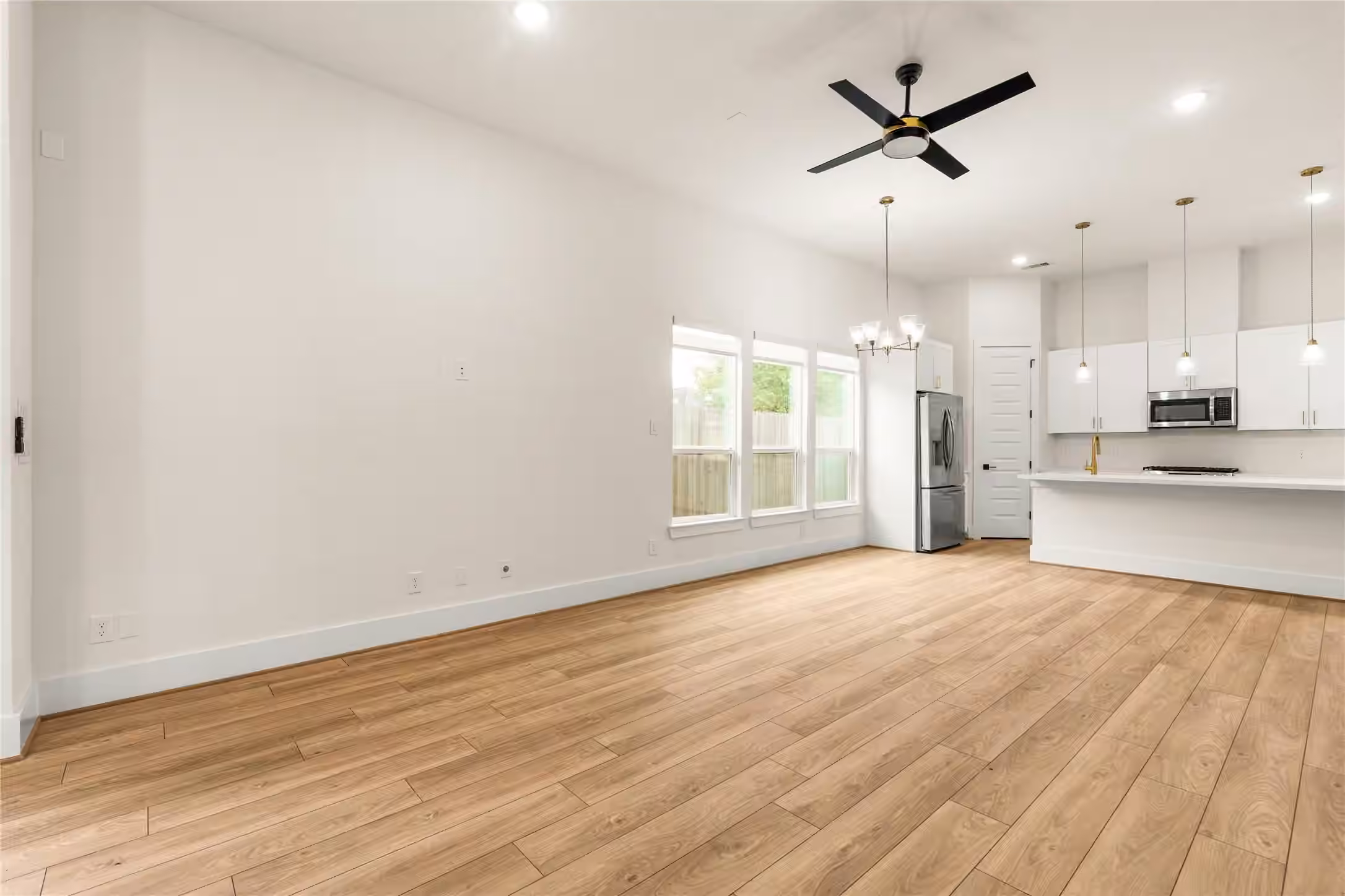 Photo 6 of 7117 Goforth Street, Houston, TX