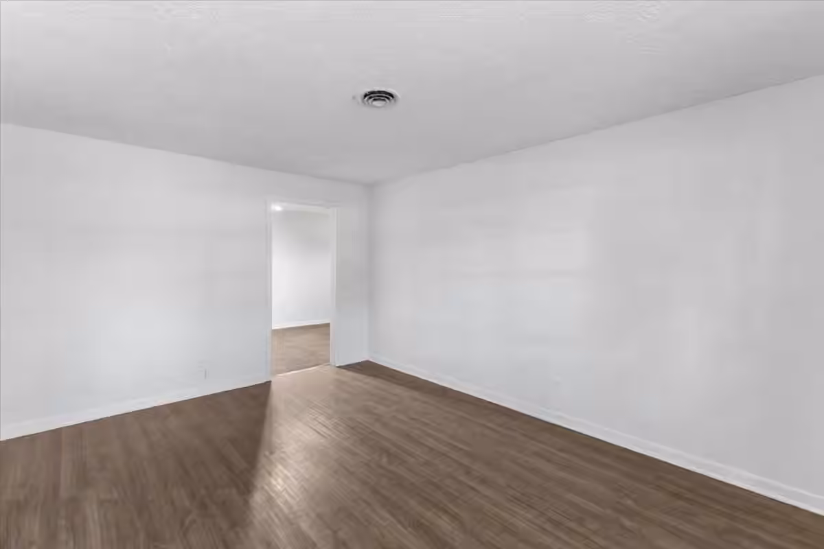 Photo 5 of 8002 Woodlyn Road, Houston, TX