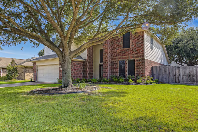 Photo 2 of 11102 Pizzito Lane, Houston, TX