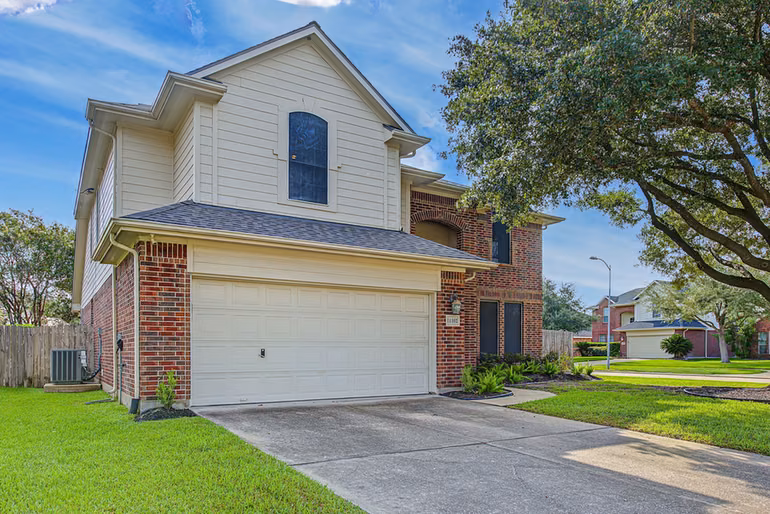 Photo 3 of 11102 Pizzito Lane, Houston, TX