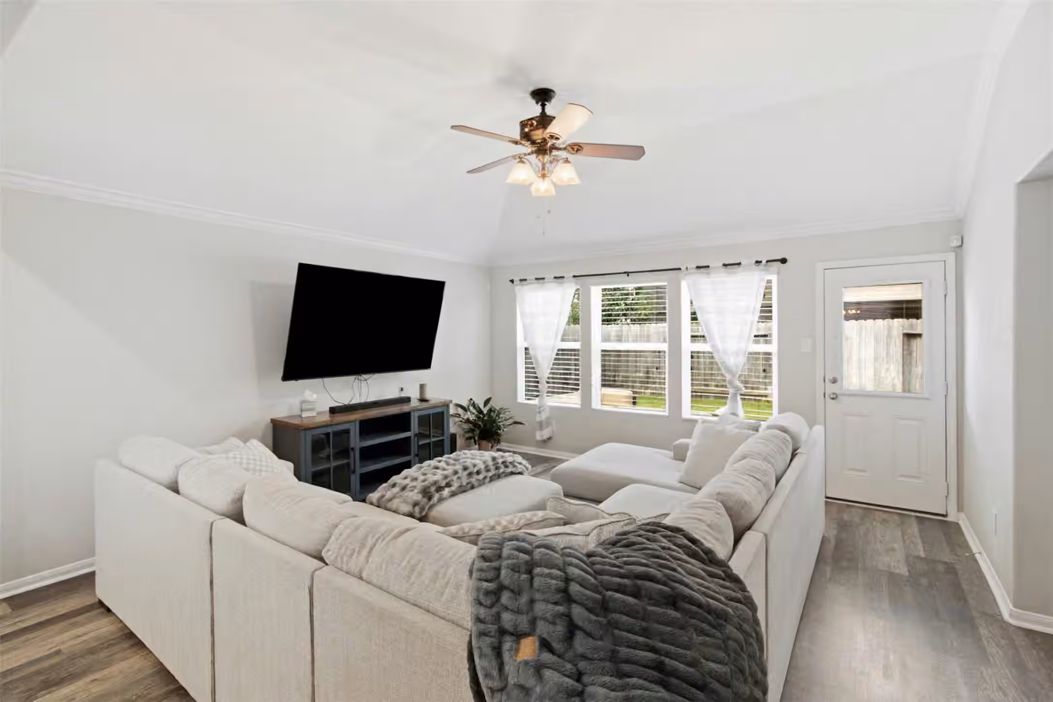 Photo of 9951 Chimney Swift Lane, Conroe, TX 77385