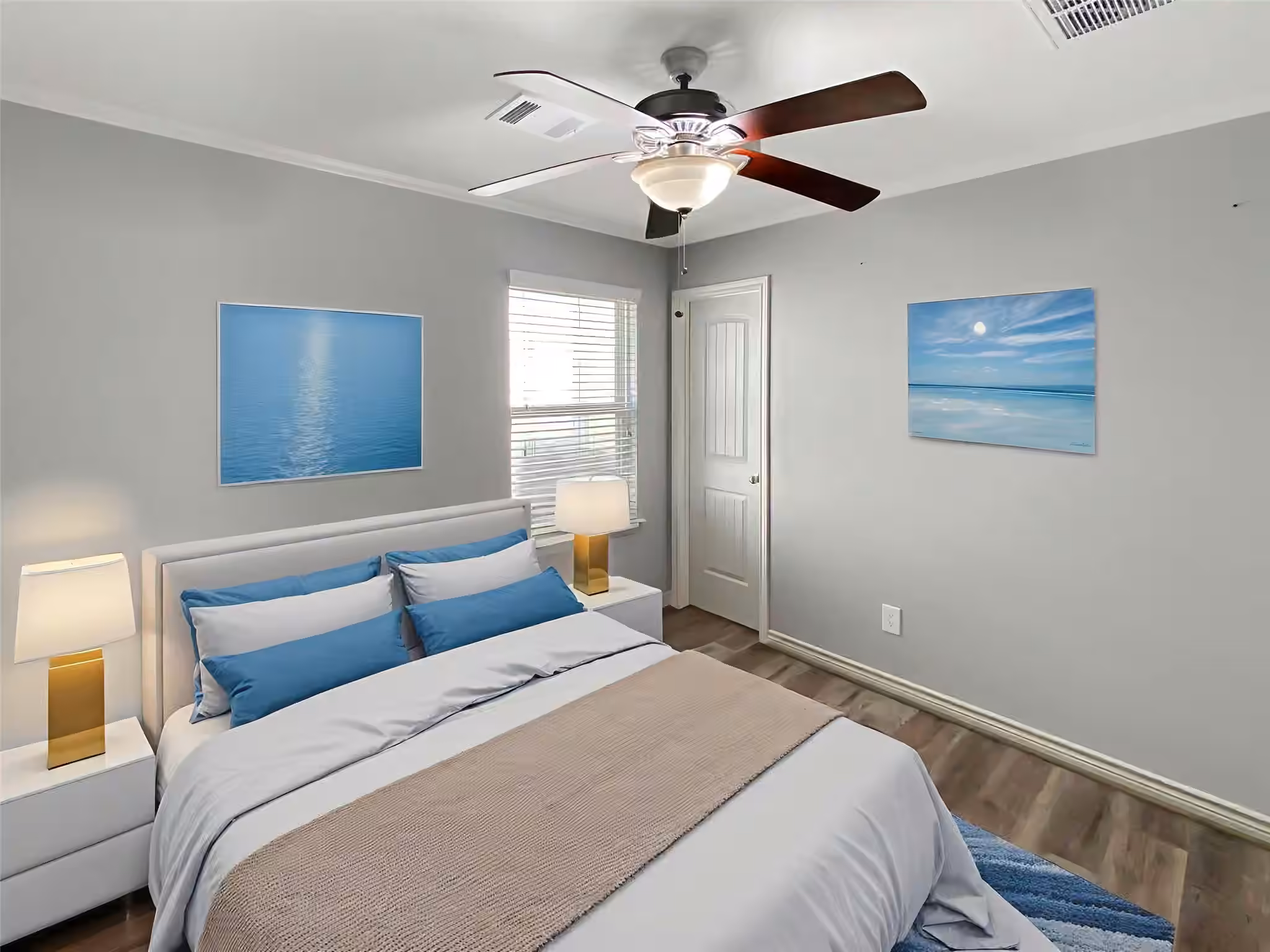 Photo 3 of 10307 Solitude Way, Houston, TX